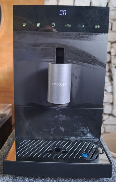 Кафе машина CECOTEC