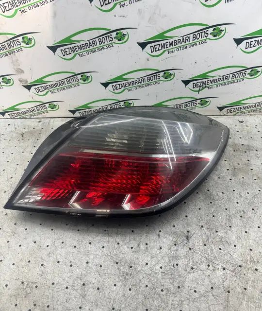 Lampa / Tripla stop dreapta pe aripa 24451834 Opel Astra 2005
