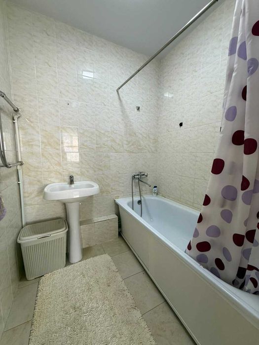 Продажа 2-комнатной квартиры Юбилейный 65м2