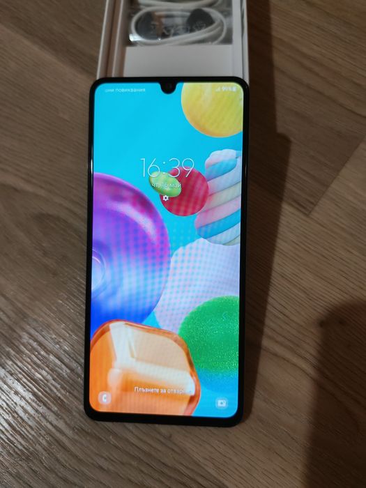 Самсунг Галакси А41