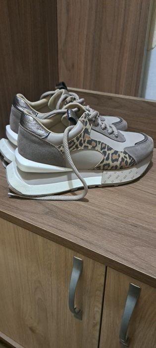 Дамски  Сникърси