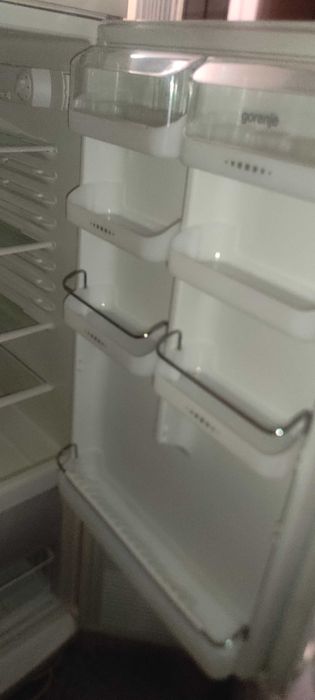 Хладилник 80 и пералня 40