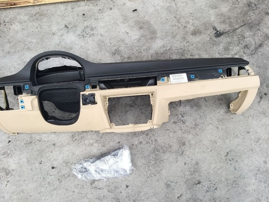 Plansa bord cu pretensiometre bmw serie 3 e90 e91