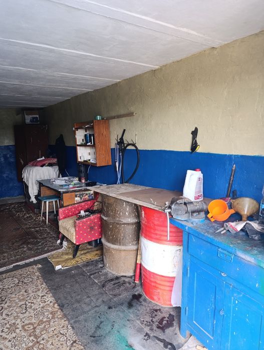 Продам гараж 14 микр