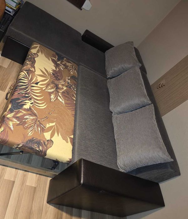 Нов ъглов разтегателен диван