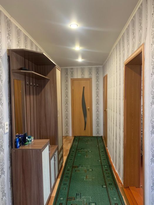 Продам трехкомнатную квартиру