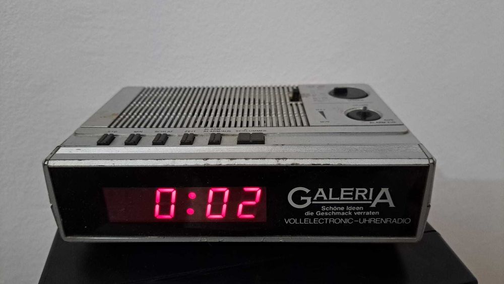 Radio cu ceas Galeria ET211