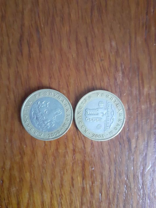 Продам монеты 100 тенге