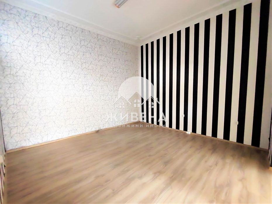 Дава се под наем Офис в Варна, Център - 75 кв.м за 650 € - Снимка #4