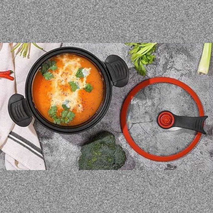 Херметическа тенджера със заключващ капак и незалепващо покритие