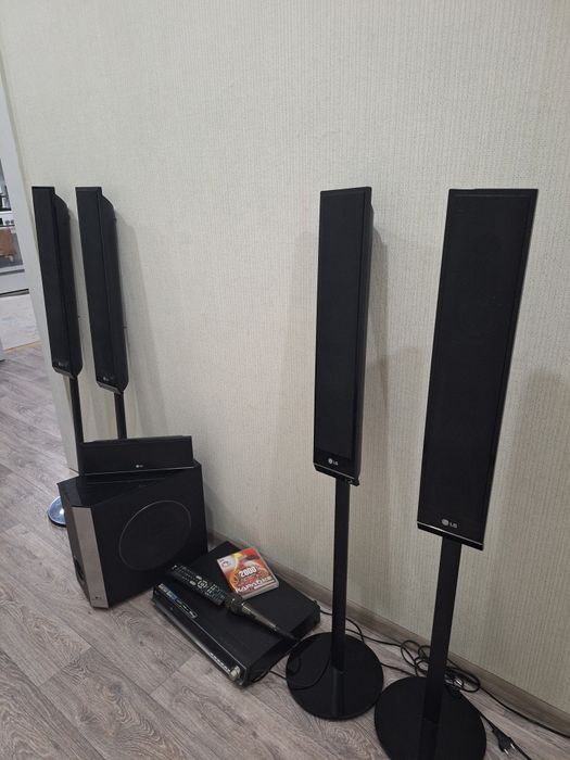 продам домашний кинотеатр LG