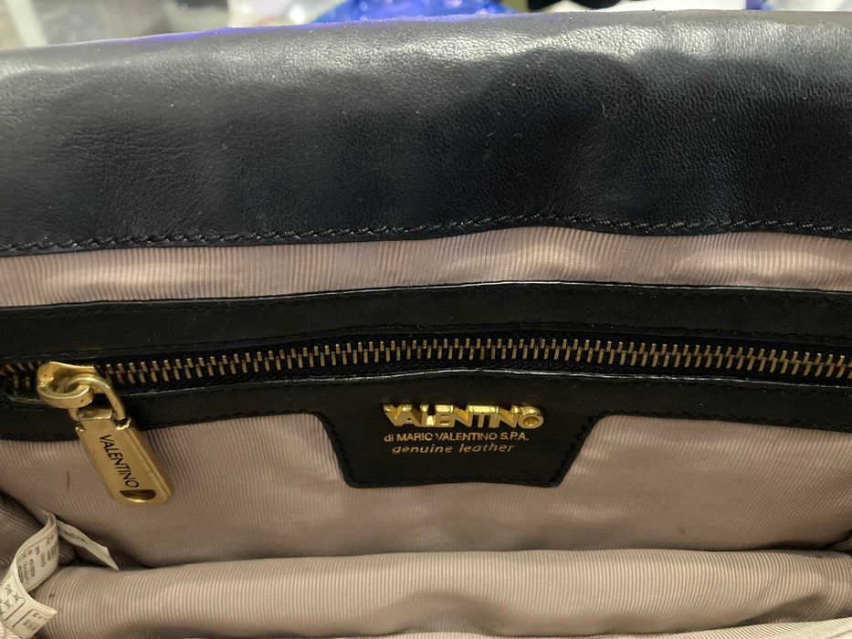 Дамска кожена чанта Valentino