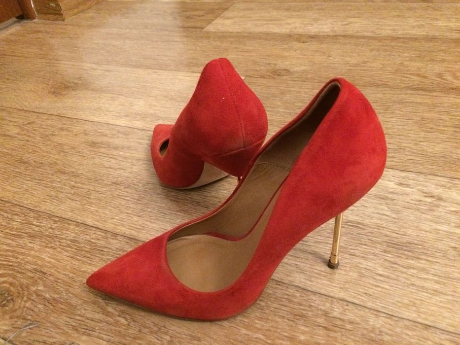 замшевые вечерние туфли