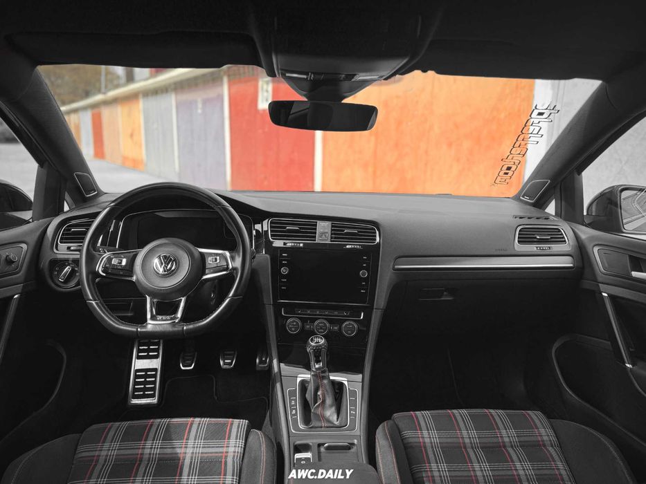 Volkswagen Golf 7.5 GTI Performance Manual