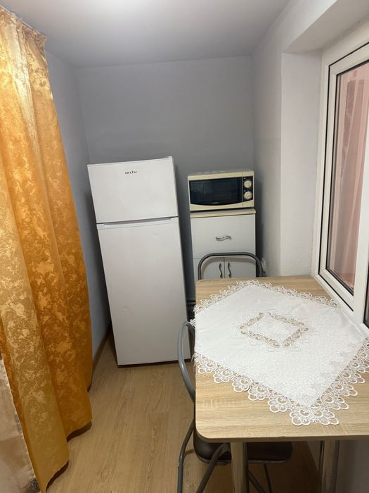 Garsonieră de 25,5 mp + boxă în spatele Shopping City Galați