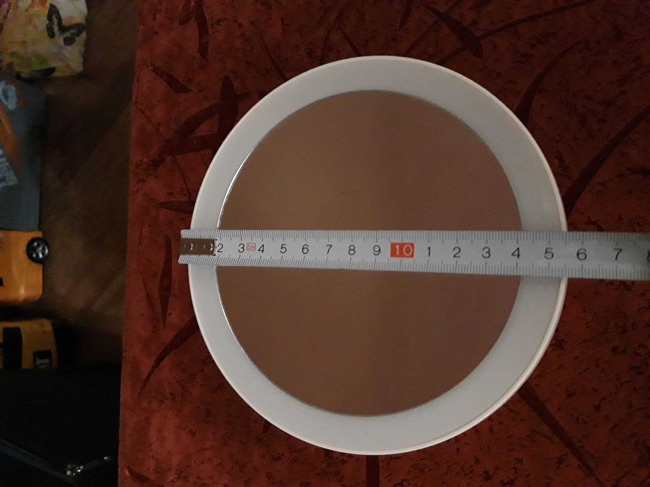 Продавам НОВО малко LED ОГЛЕДАЛО + интересен подарък