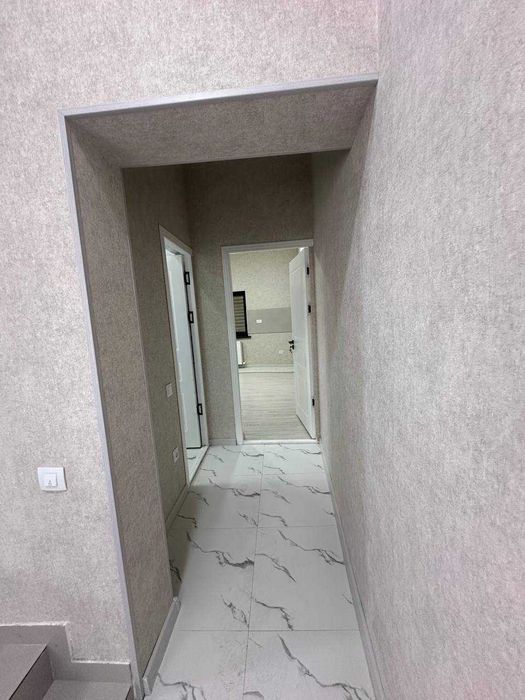 Срочно улица М.Ашрафий 3-комнатная квартира на земле Своя, с ремонтом