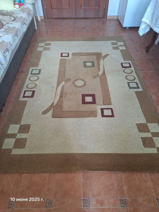 Продам ковер 2.3*1.5