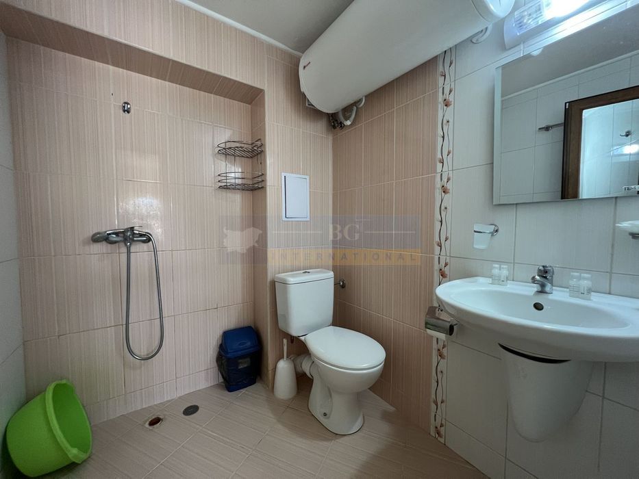 Продава се Двустаен апартамент в Созопол - 75 кв.м за 1074 €/кв.м - Снимка #9