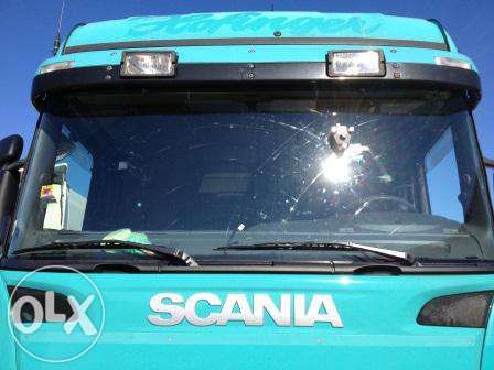 Лепене на спукани автостъкла,ремонт и възстановяване Пловдив 25 euro