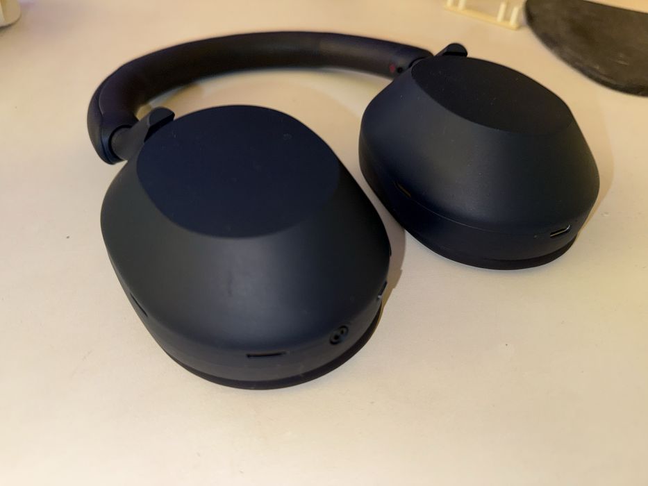 Casti Over ear Sony WH1000XM5 - Impecabil