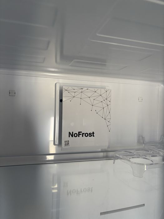 Frigider cu o usa Heinner, 390 l, No Frost, 186cm, Garantie