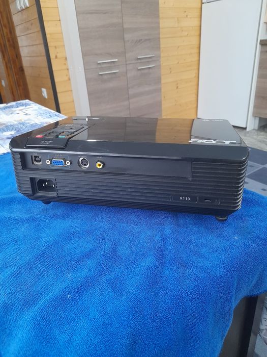Videoproiector acer x110