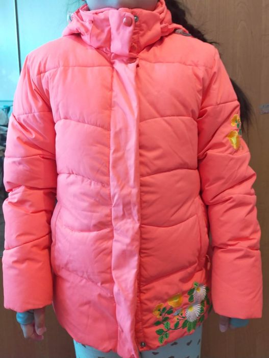 Одежда для девочек. На девочку 7,8 лет