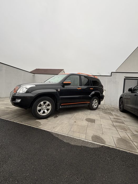 Vând Toyota Land Cruiser 2004