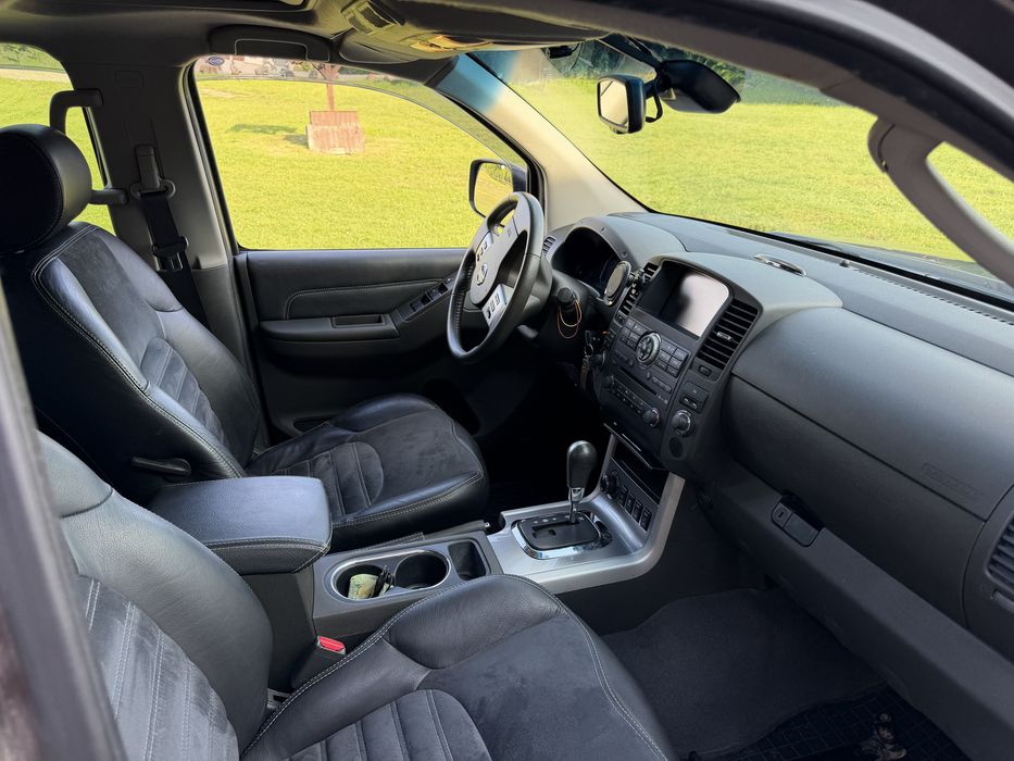 Nissan navara 3.0 d