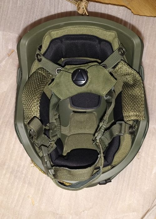 Vând casca kevlar nij3