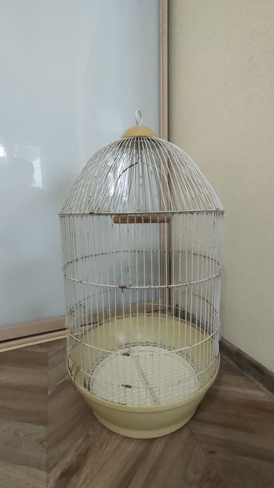 Продам клетки для попугаев