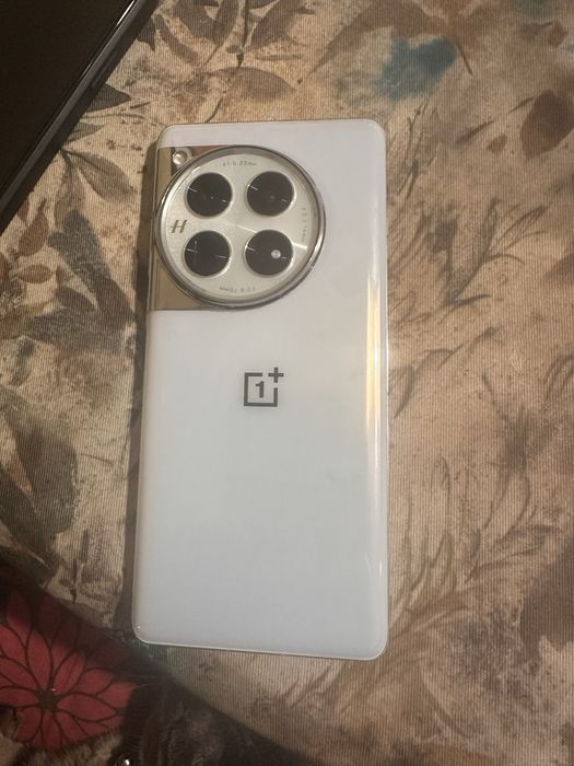 Обмен Oneplus 12