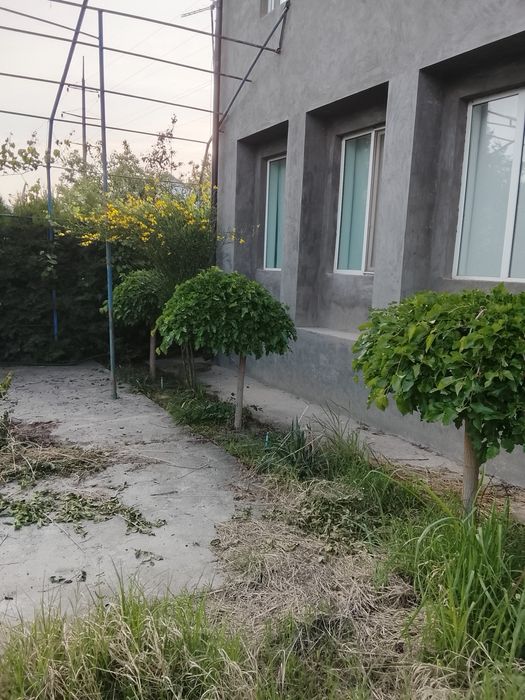 Продам дом/дача ; газ, свет, вода. 6 соток
