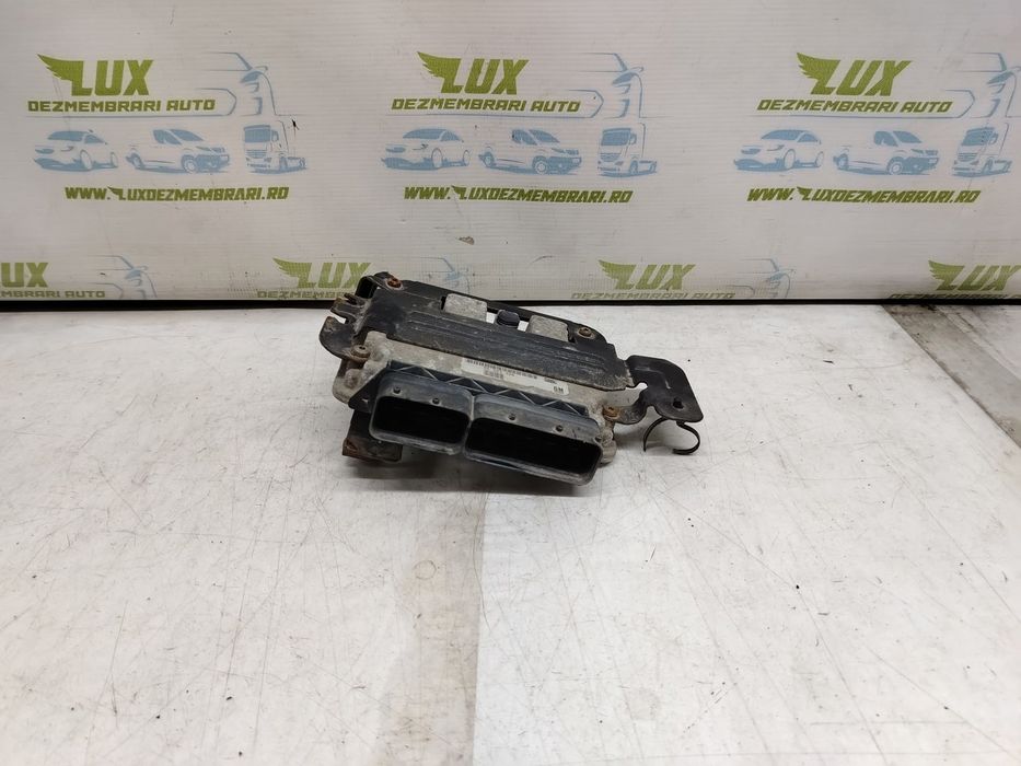 Calcualtor motor ecu 1.9 tid 55563326 Saab 9-3 2 (facelift) (2007 - 2011)