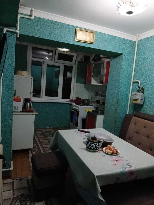 Квартира сотилади