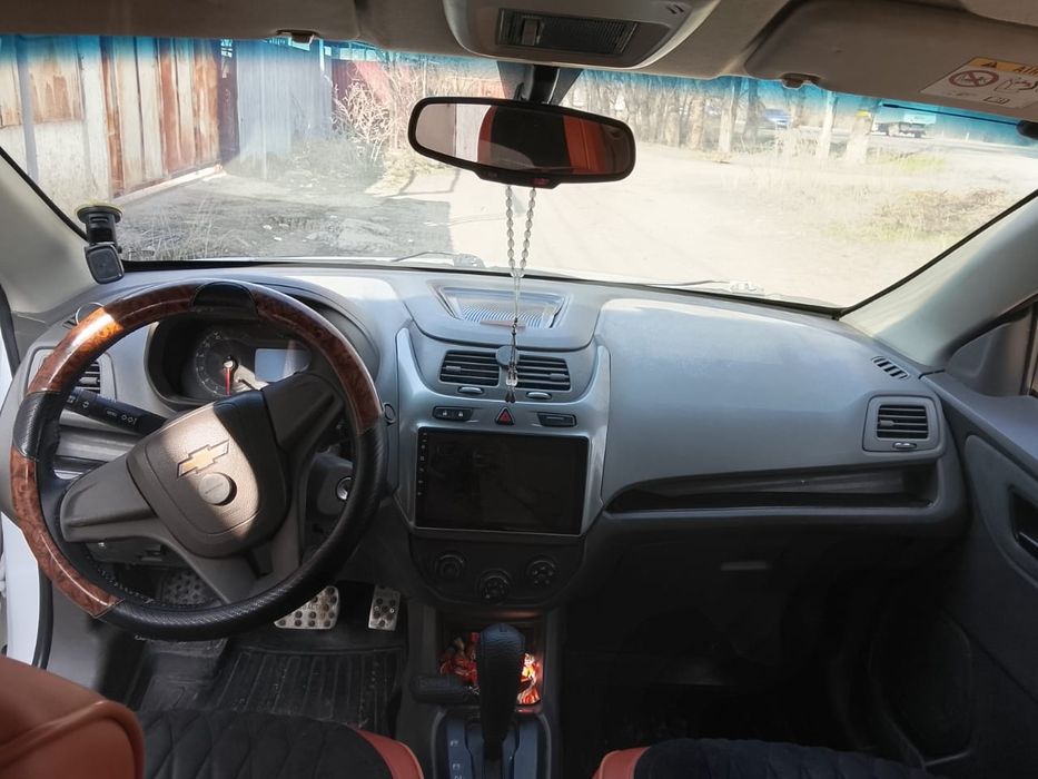 Срочно продаю chevrolet  cobalt