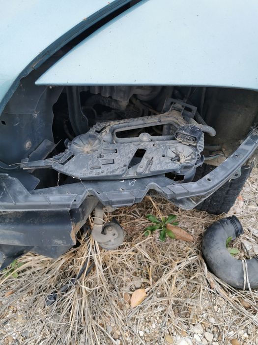 suport stanga dreapta far skoda octavia 2