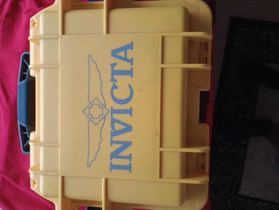 Ceas invicta nou