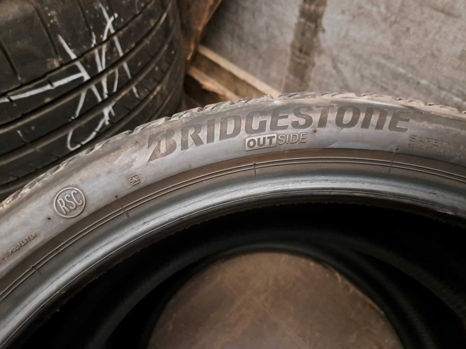 2 anvelope 275/35 R21 Bridgestone runflat