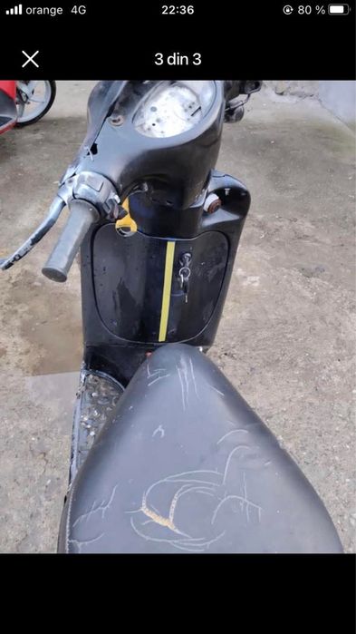 Vand scuter aprilia 80cc