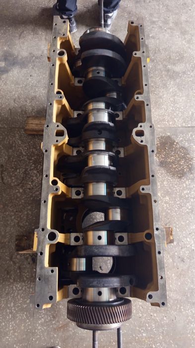 Запчасти блоки двигателей CAT Caterpillar