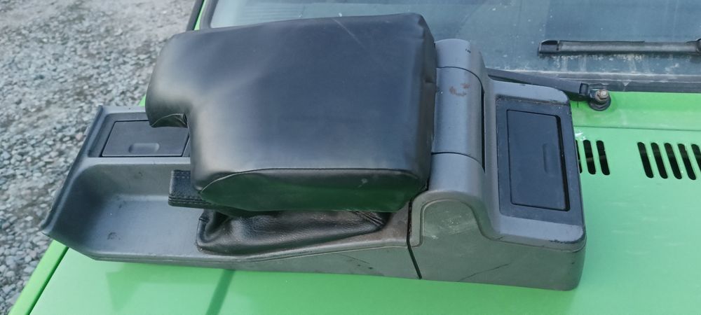 Подлокотник от бмв е 36