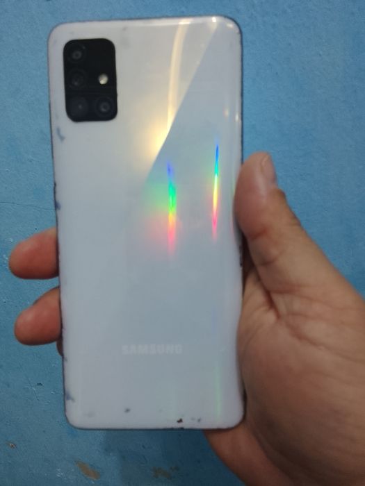 Продам Самсунг А51