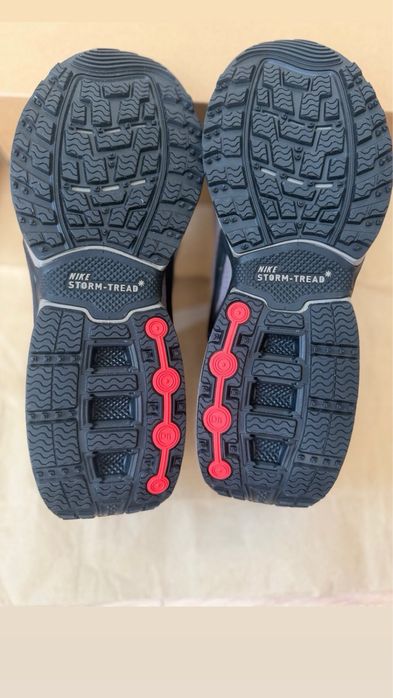 100% Оригинални водоустойчиви Nike Dn Roam в размер:42,42.5,43,44,44,5