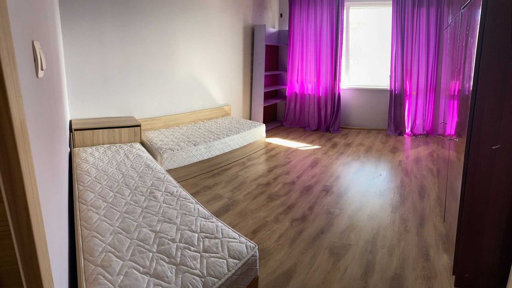 Дава се под наем Тристаен апартамент в Пазарджик, Идеален център - 85 кв.м за 255 € - Снимка #6