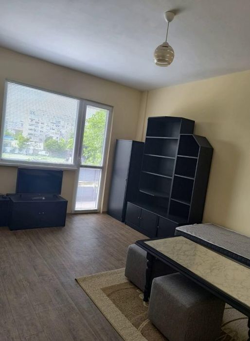 Дава се под наем Едностаен апартамент в Пловдив, Изгрев - 40 кв.м за 250 € - Снимка #2