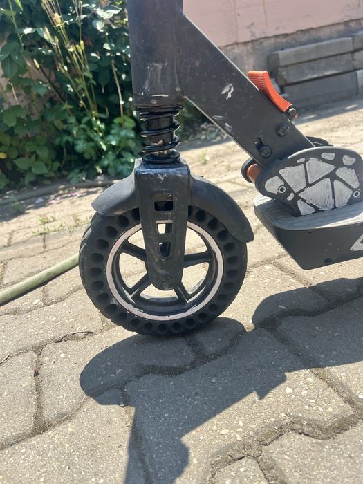 Se vinde trotineta electrica Kukirin S1 pro