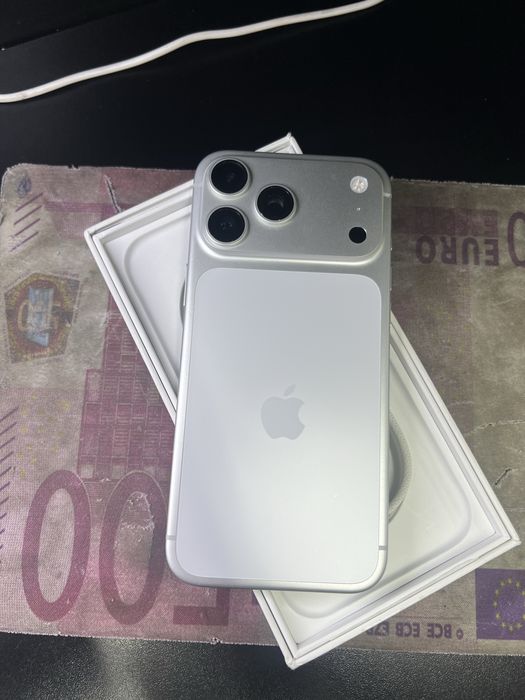 iPhone 17 Pro Max 256 ГБ