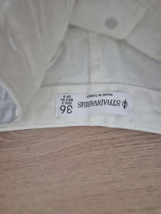 Дамски дънки Stradivarius